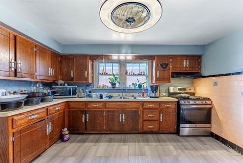 Tiny photo for 256 McRoberts Street, Joliet, IL 60432 (MLS # 12501996)