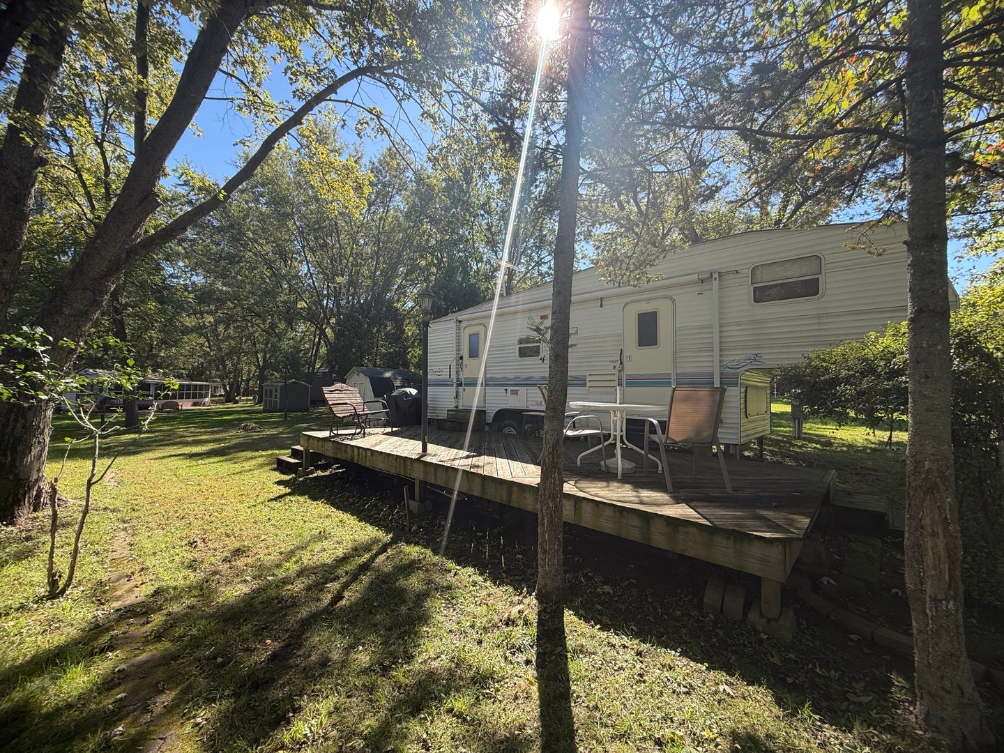 24-33 Woodhaven Lakes