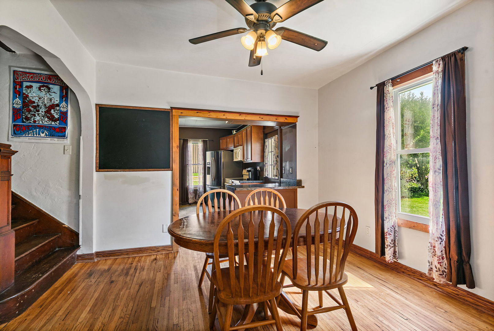 318 S 8th Street