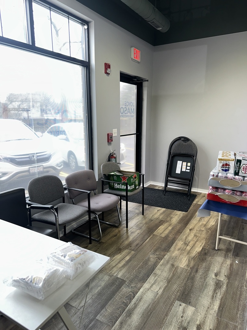 34498 N Old Walnut Circle C-D