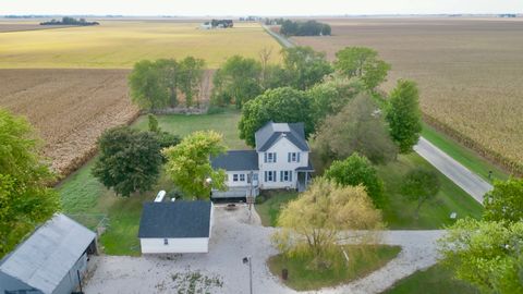 Photo of 10642 E 1500 North Road, Pontiac, IL 61764 (MLS # 12447546) Photo of 10642 E 1500 North Road, Pontiac, IL 61764 (MLS # 12447546)