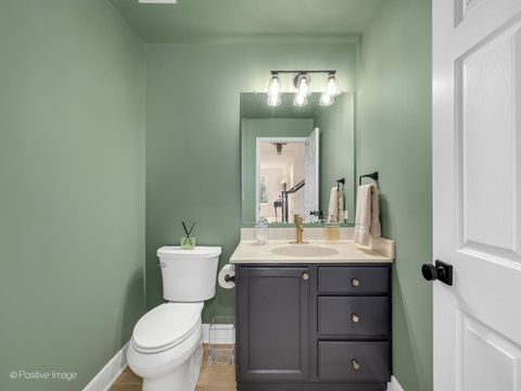 Tiny photo for 412 66th Street, Downers Grove, IL 60516 (MLS # 12593178)