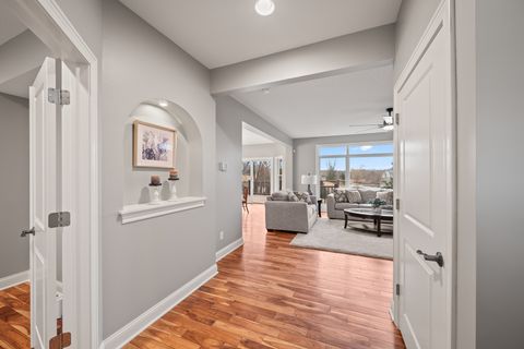 Tiny photo for 36 Blackstone Way, Le Claire, IA 52753 (MLS # 12577990)