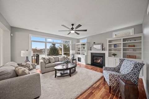 Tiny photo for 36 Blackstone Way, Le Claire, IA 52753 (MLS # 12577990)