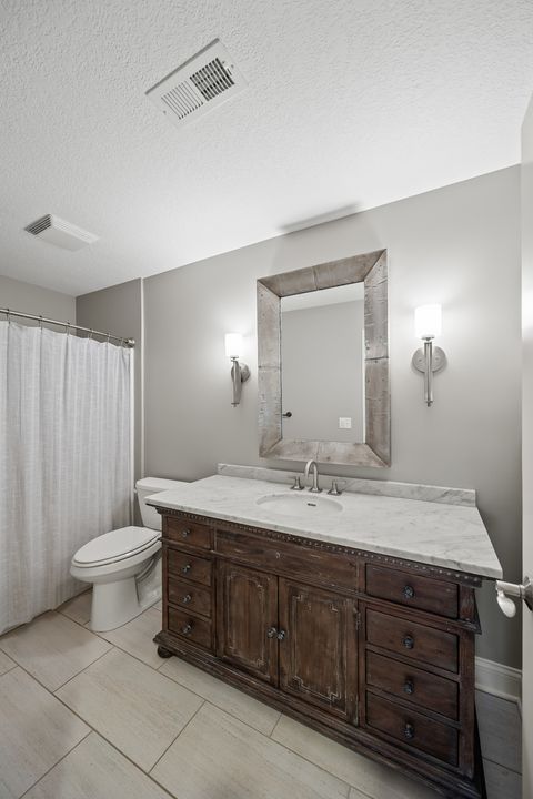 Tiny photo for 36 Blackstone Way, Le Claire, IA 52753 (MLS # 12577990)