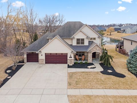 Photo of 36 Blackstone Way, Le Claire, IA 52753 (MLS # 12577990)