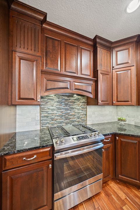 Tiny photo for 36 Blackstone Way, Le Claire, IA 52753 (MLS # 12577990)