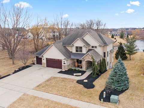 Tiny photo for 36 Blackstone Way, Le Claire, IA 52753 (MLS # 12577990)