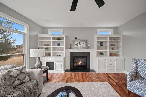 Tiny photo for 36 Blackstone Way, Le Claire, IA 52753 (MLS # 12577990)