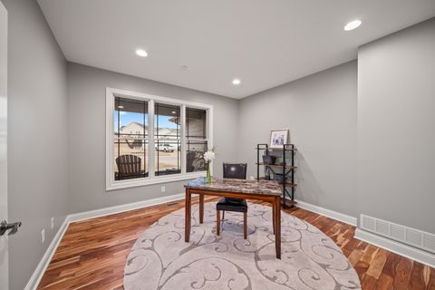 Tiny photo for 36 Blackstone Way, Le Claire, IA 52753 (MLS # 12577990)