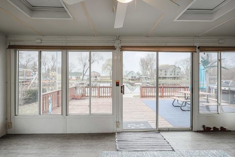 Tiny photo for 707 Kingston Boulevard, McHenry, IL 60050 (MLS # 12328123)