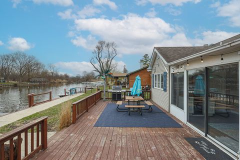 Tiny photo for 707 Kingston Boulevard, McHenry, IL 60050 (MLS # 12328123)