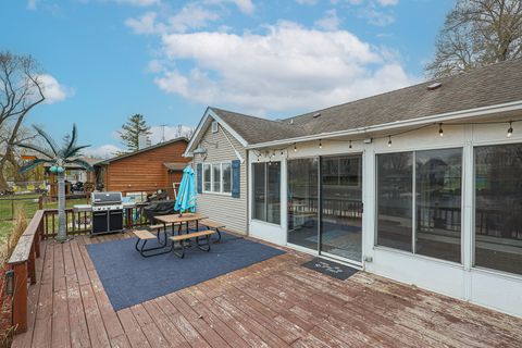 Tiny photo for 707 Kingston Boulevard, McHenry, IL 60050 (MLS # 12328123)