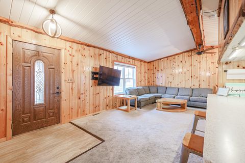 Tiny photo for 707 Kingston Boulevard, McHenry, IL 60050 (MLS # 12328123)