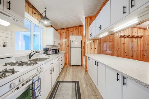 Tiny photo for 707 Kingston Boulevard, McHenry, IL 60050 (MLS # 12328123)