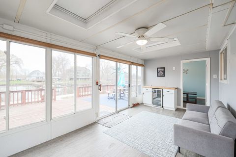 Tiny photo for 707 Kingston Boulevard, McHenry, IL 60050 (MLS # 12328123)