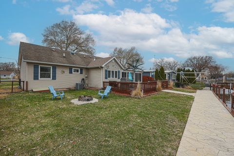Tiny photo for 707 Kingston Boulevard, McHenry, IL 60050 (MLS # 12328123)
