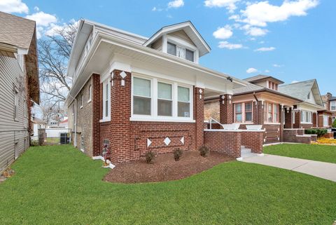 Photo of 7644 S Constance Avenue, Chicago, IL 60649 (MLS # 12540085)