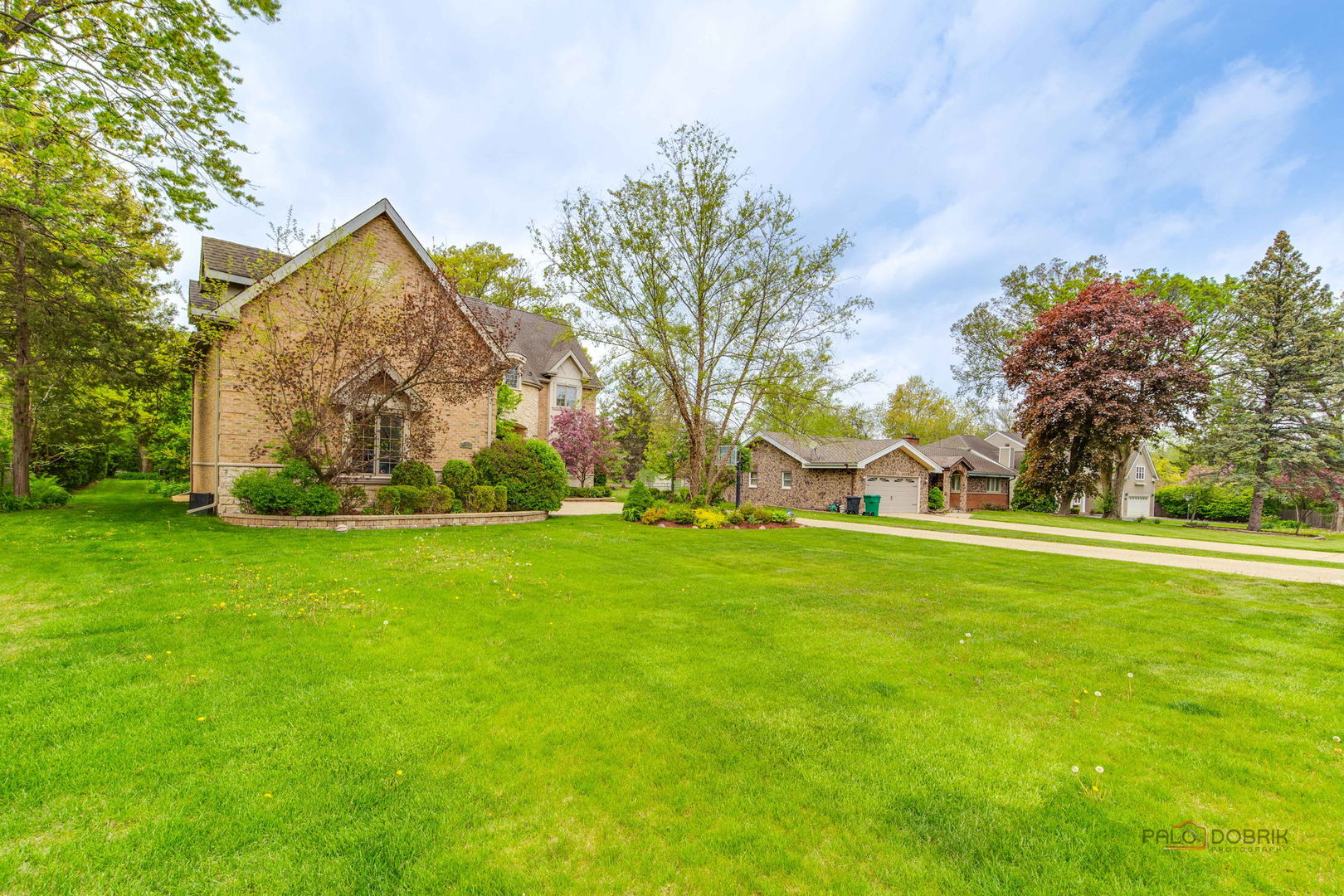 300 Red Oak Road