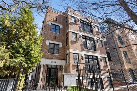Tiny photo for 1249 N Wolcott Avenue #2, Chicago, IL 60622 (MLS # 12582479)