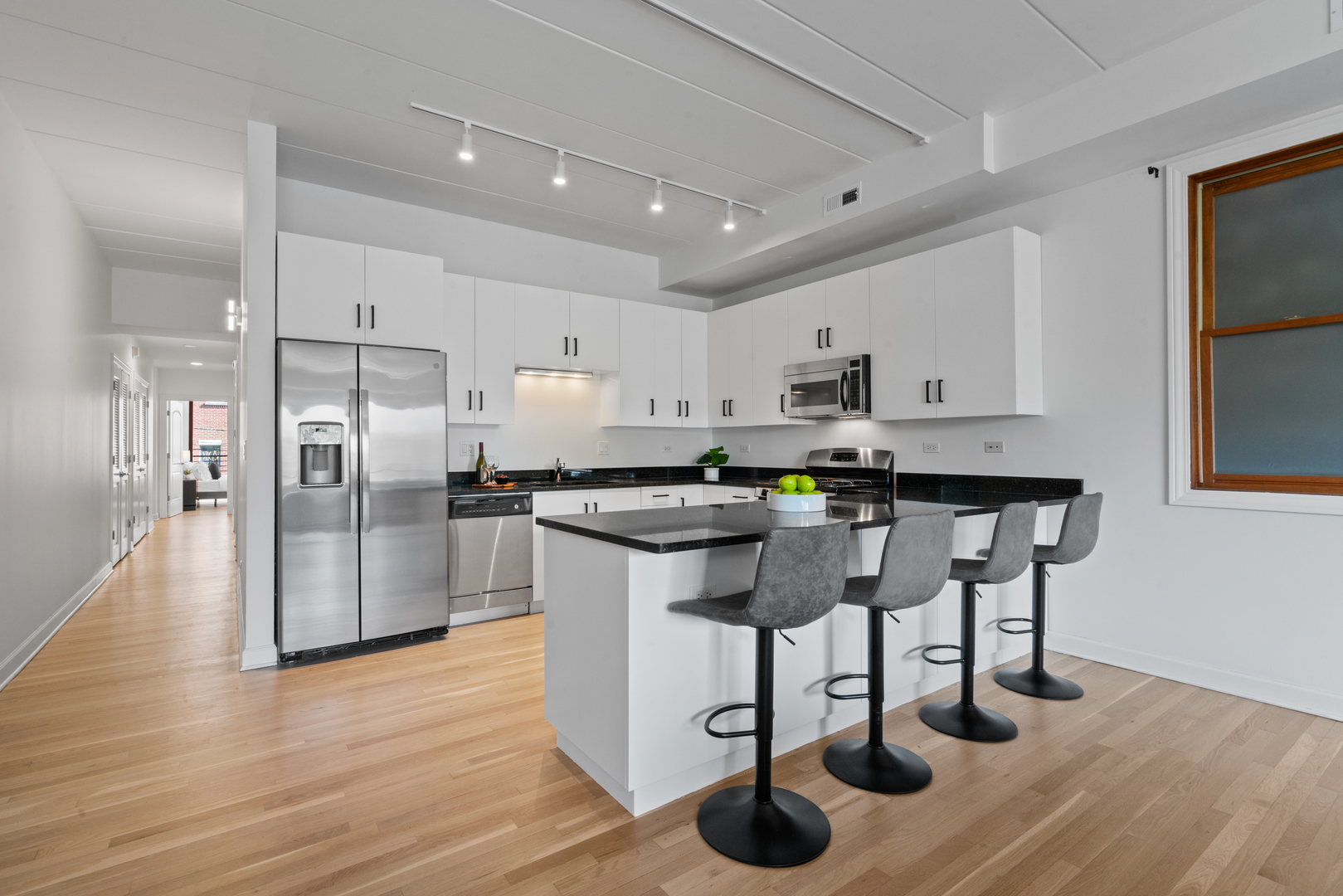 1332 W Madison Street 2E