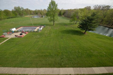 Tiny photo for 3500 Victoria Avenue #304, Mt Vernon, IL 62864 (MLS # 12617489)