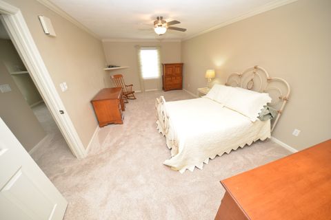 Tiny photo for 3500 Victoria Avenue #304, Mt Vernon, IL 62864 (MLS # 12617489)