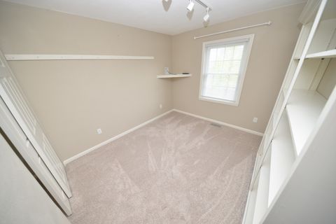 Tiny photo for 3500 Victoria Avenue #304, Mt Vernon, IL 62864 (MLS # 12617489)
