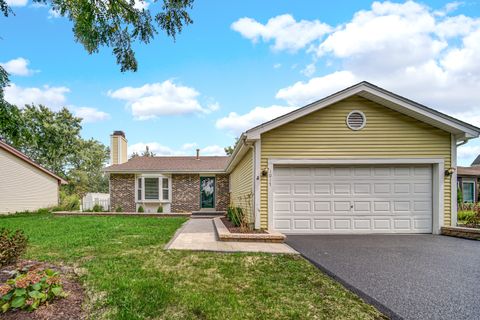 1017 FORDHAM Way Westmont IL 60559