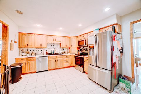 Tiny photo for 714 E Rosewood Street, Watseka, IL 60970 (MLS # 12623091)