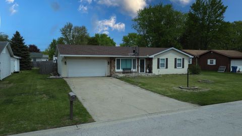 Tiny photo for 714 E Rosewood Street, Watseka, IL 60970 (MLS # 12623091)