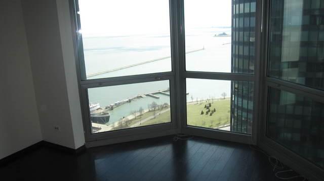 195 N HARBOR Drive 2504