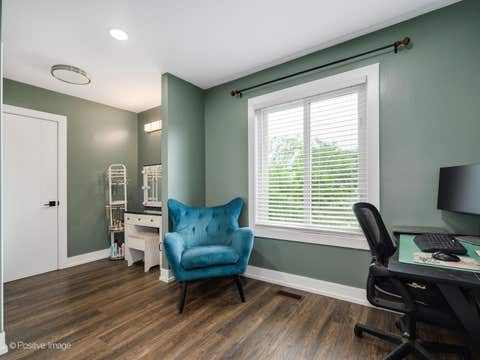 Tiny photo for 1817 Longboat Drive, Elk Grove Village, IL 60007 (MLS # 12716520)