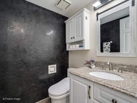 Tiny photo for 1817 Longboat Drive, Elk Grove Village, IL 60007 (MLS # 12716520)