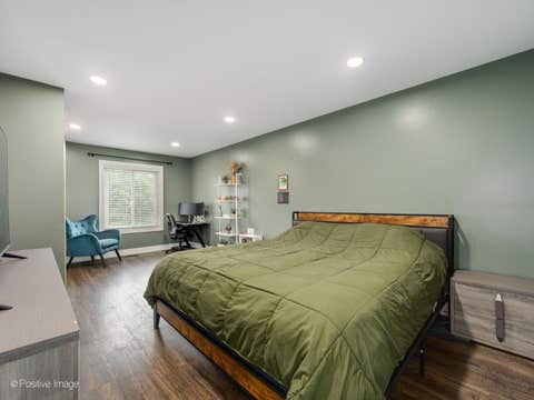 Tiny photo for 1817 Longboat Drive, Elk Grove Village, IL 60007 (MLS # 12716520)