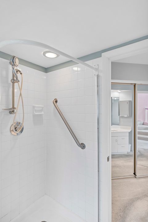 Tiny photo for 241 Woodstone Circle, Buffalo Grove, IL 60089 (MLS # 12618727)