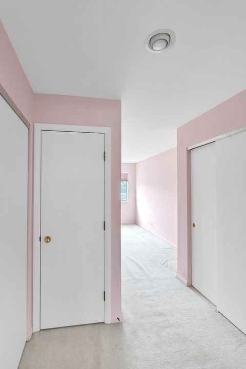 Tiny photo for 241 Woodstone Circle, Buffalo Grove, IL 60089 (MLS # 12618727)