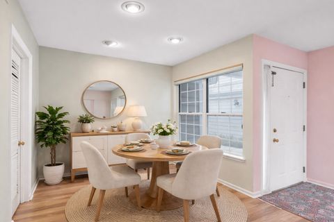 Tiny photo for 241 Woodstone Circle, Buffalo Grove, IL 60089 (MLS # 12618727)