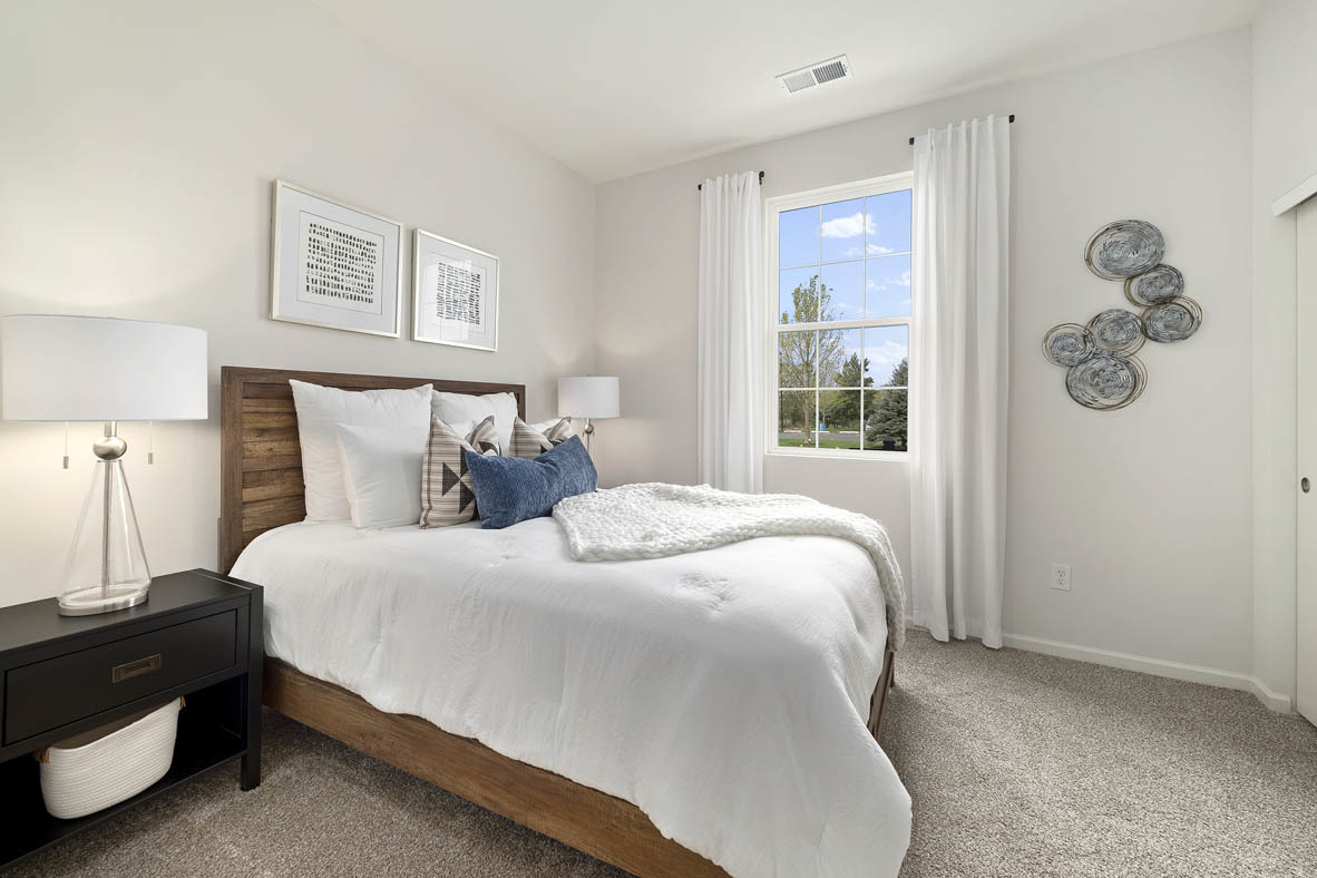 6438 maple glen Drive