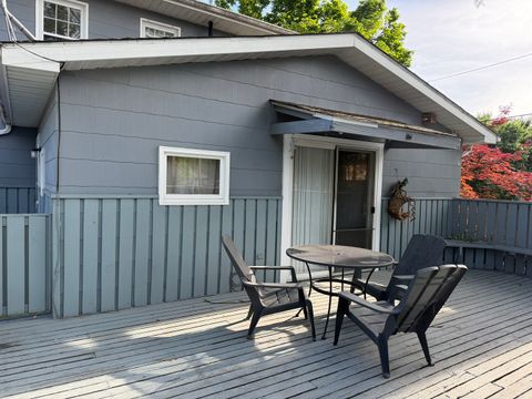 Tiny photo for 916 Illinois Avenue, Murphysboro, IL 62966 (MLS # 12635976)