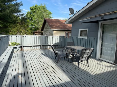 Tiny photo for 916 Illinois Avenue, Murphysboro, IL 62966 (MLS # 12635976)