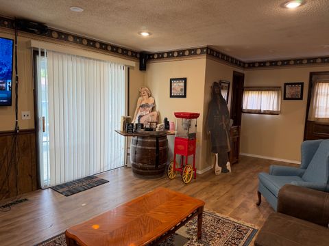 Tiny photo for 916 Illinois Avenue, Murphysboro, IL 62966 (MLS # 12635976)