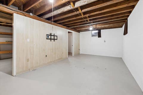 Tiny photo for 1221 S 10TH Street, Clinton, IA 52732 (MLS # 12718668)