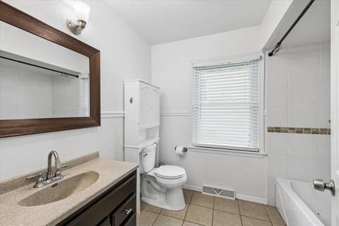 Tiny photo for 1221 S 10TH Street, Clinton, IA 52732 (MLS # 12718668)