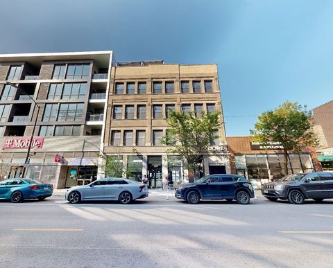 1643 N Milwaukee Avenue Chicago IL 60647