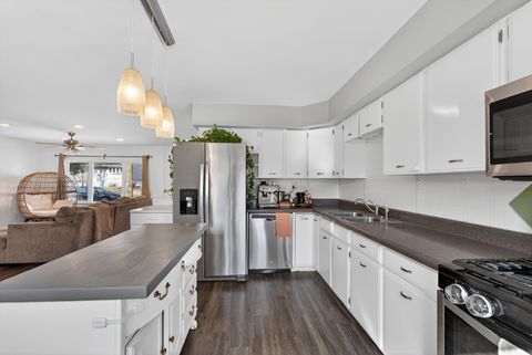 Tiny photo for 401 Concord Drive, Streamwood, IL 60107 (MLS # 12588745)