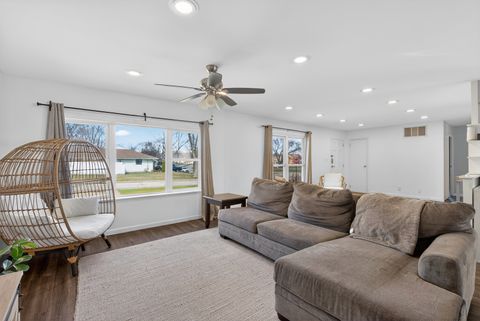 Tiny photo for 401 Concord Drive, Streamwood, IL 60107 (MLS # 12588745)