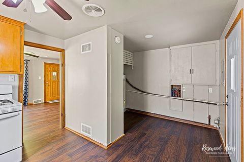 Tiny photo for 1054 S 7th Avenue, Kankakee, IL 60901 (MLS # 12462767)
