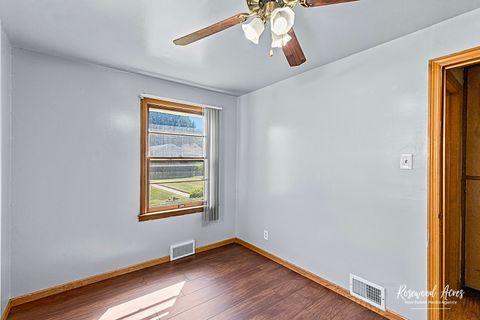 Tiny photo for 1054 S 7th Avenue, Kankakee, IL 60901 (MLS # 12462767)