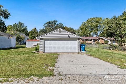 Tiny photo for 1054 S 7th Avenue, Kankakee, IL 60901 (MLS # 12462767)